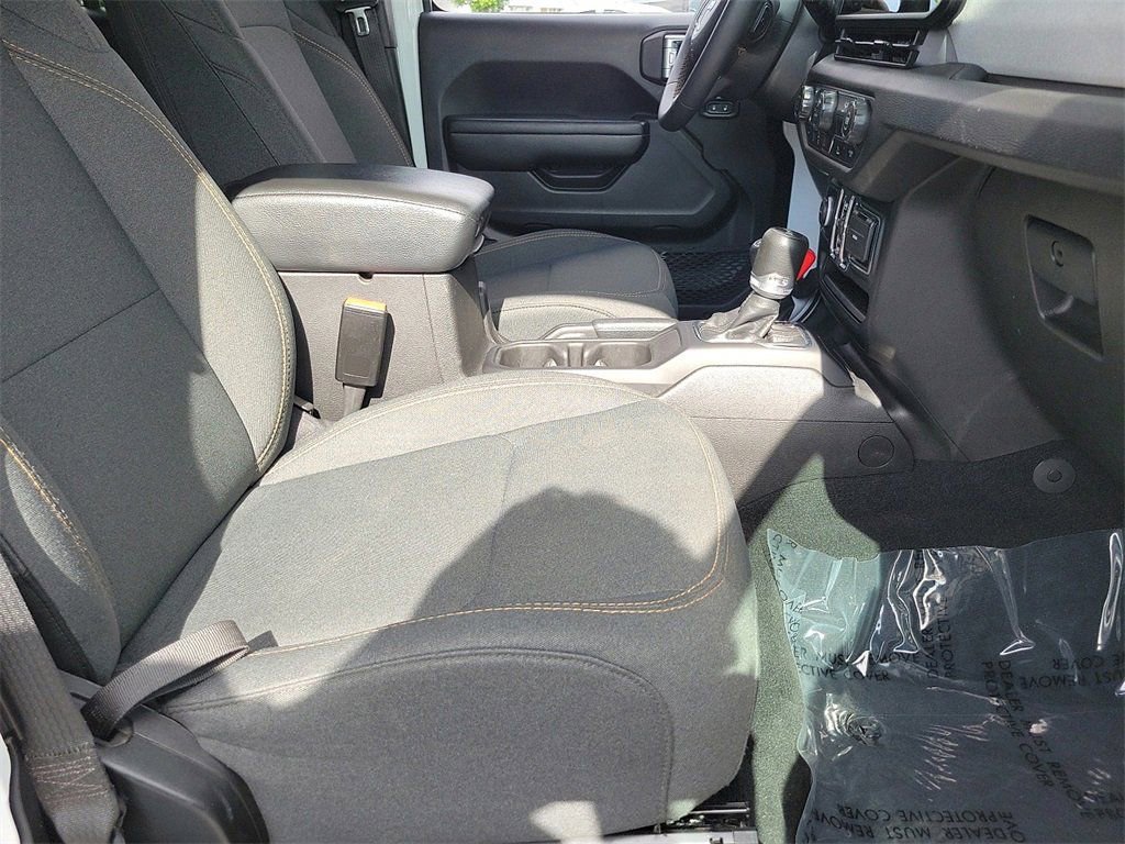 Used 2024 Jeep Wrangler Sport S image 20