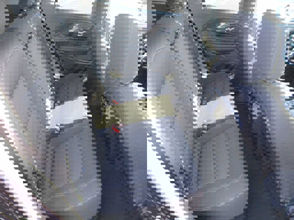 Certified 2023 GMC Terrain SLE image 17