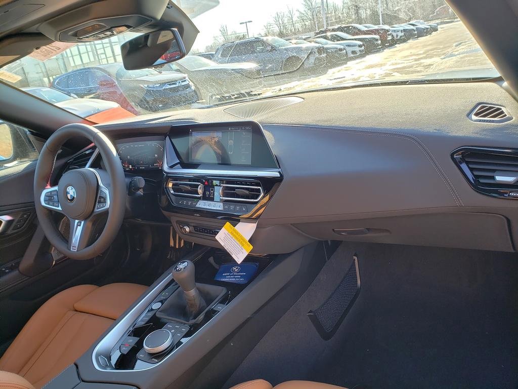 New 2026 BMW Z4 M40i w/ Premium Package image 8