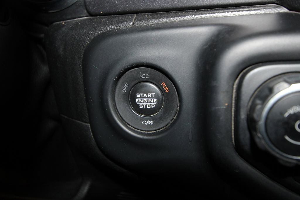Used 2021 Jeep Gladiator Mojave AWD/4WD image 12