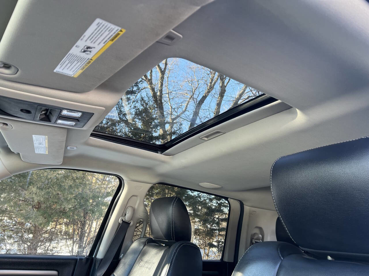 Used 2018 RAM 3500 Laramie w/ Sport Appearance Group image 12