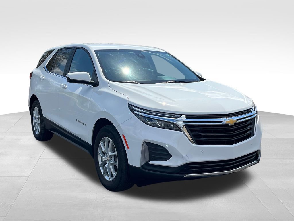 Certified 2024 Chevrolet Equinox LT w/ LPO, Floor Liner Package FWD image 1