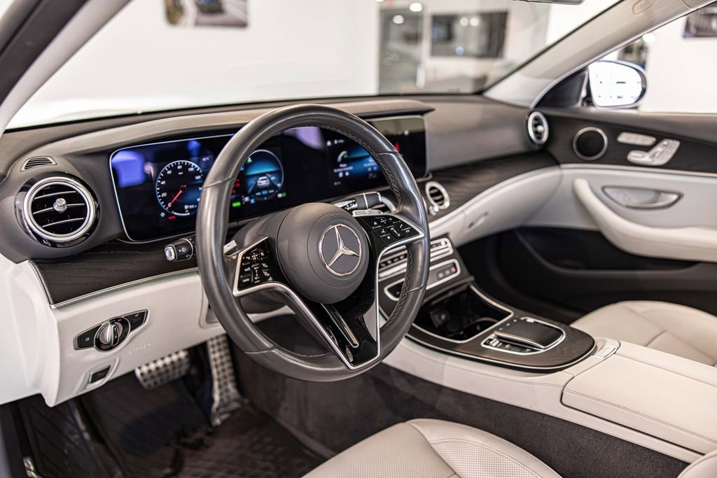 Used 2022 Mercedes-Benz E 450 4MATIC All-Terrain Wagon image 18
