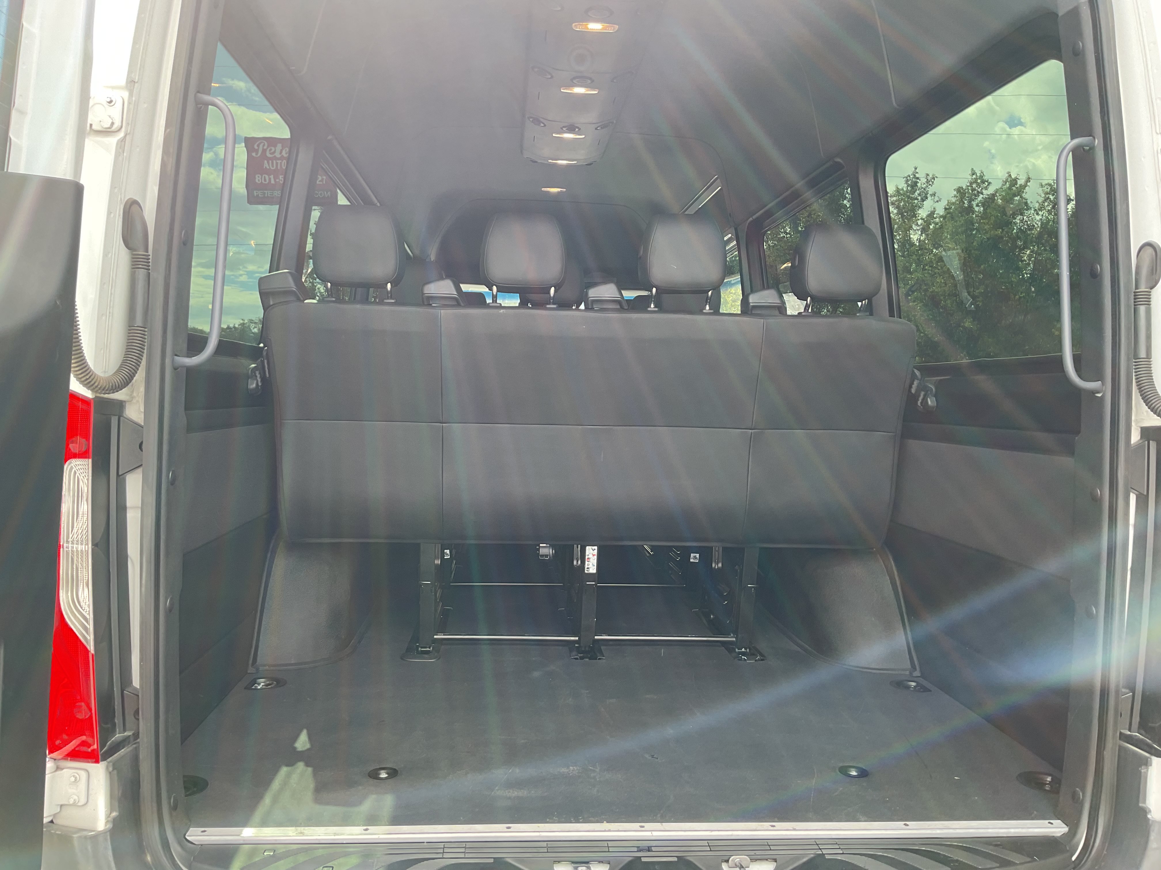 Used 2020 Mercedes-Benz Sprinter 2500 image 15