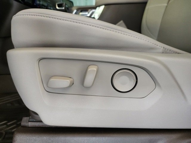 Used 2024 Chevrolet Silverado 1500 LT Trail Boss w/ LT Trail Boss Premium Package image 13