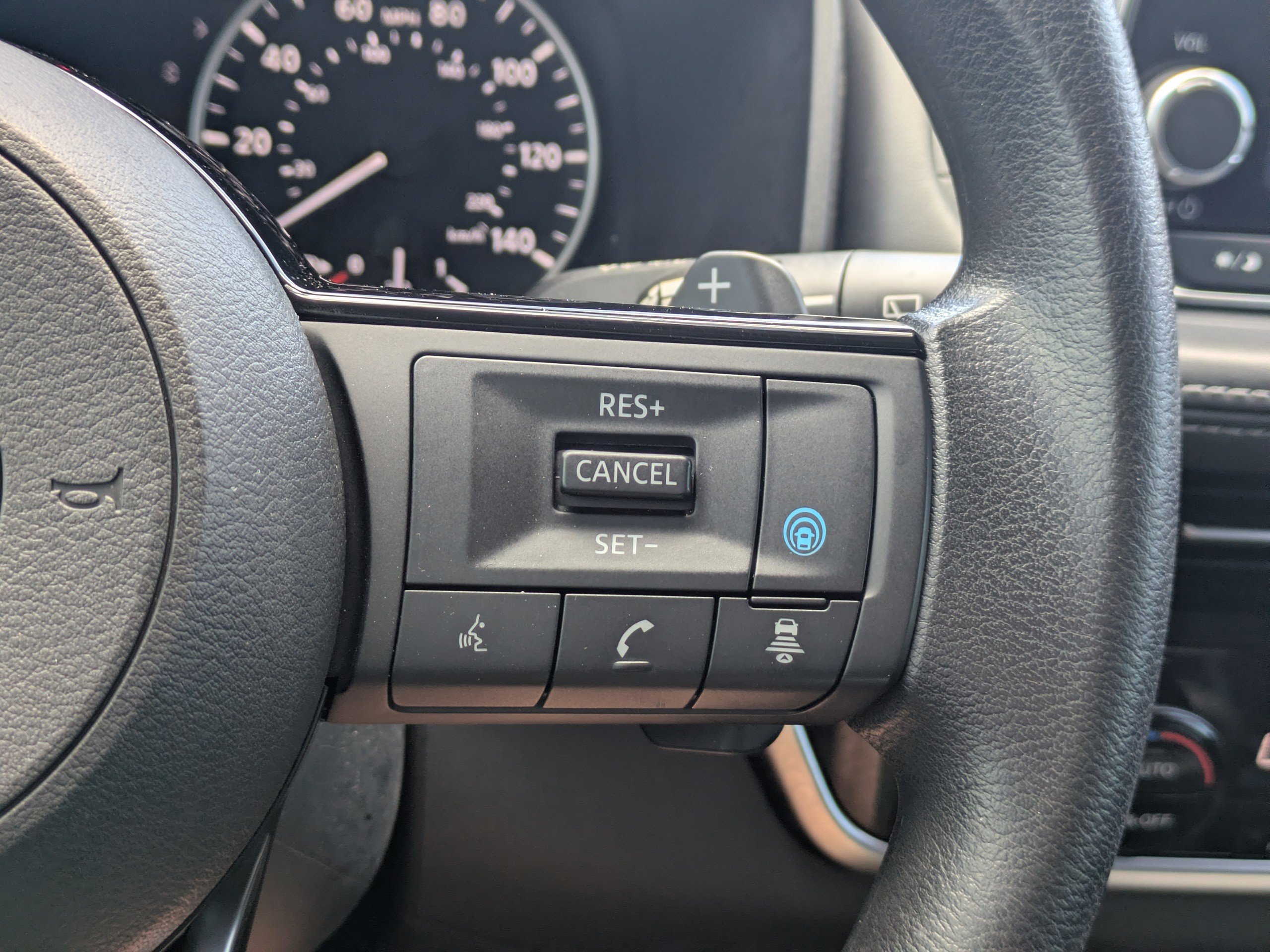 Used 2021 Nissan Rogue SV FWD image 27