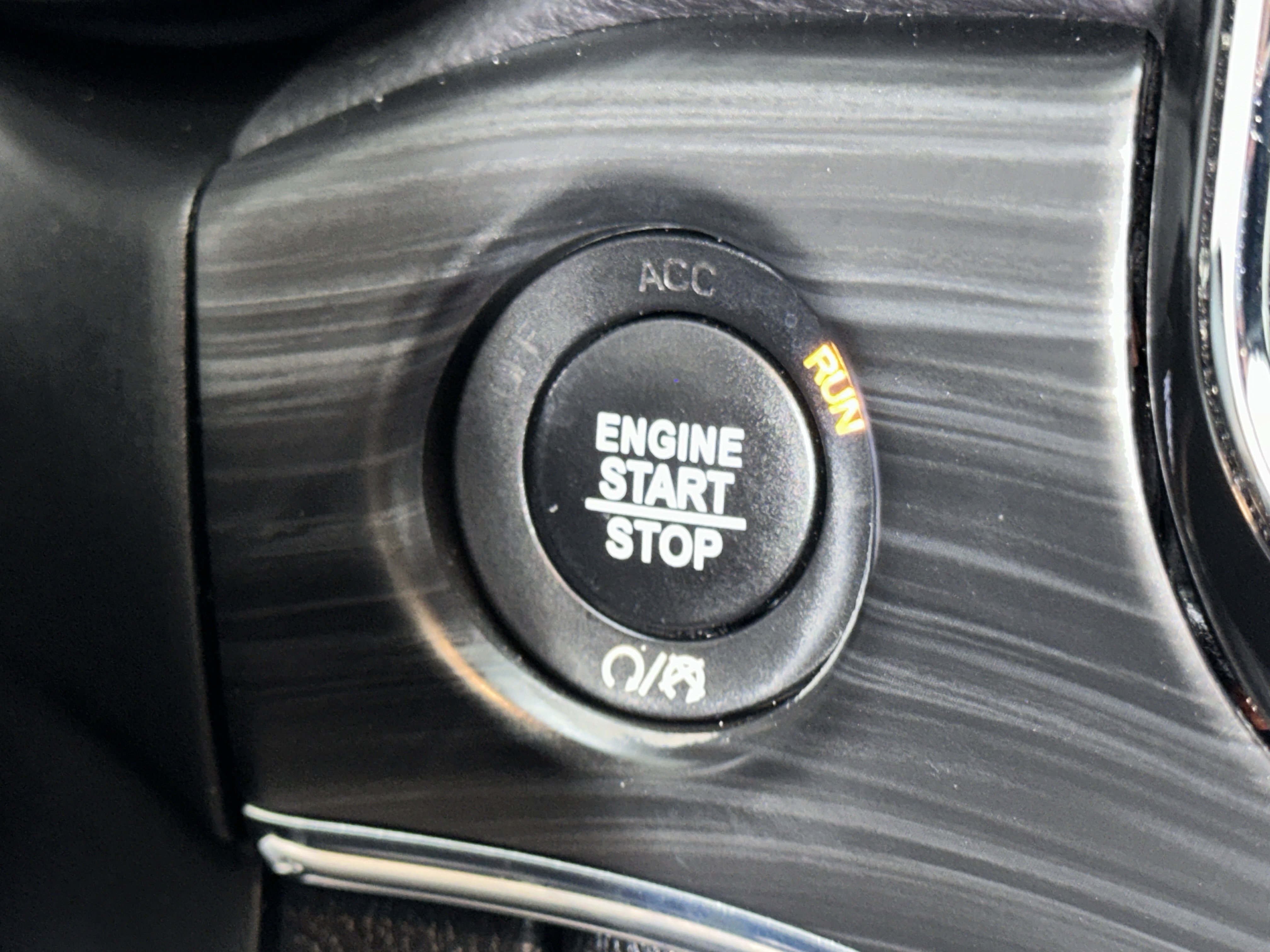 Used 2020 Jeep Grand Cherokee Limited w/ Premium Lighting Group AWD/4WD image 29