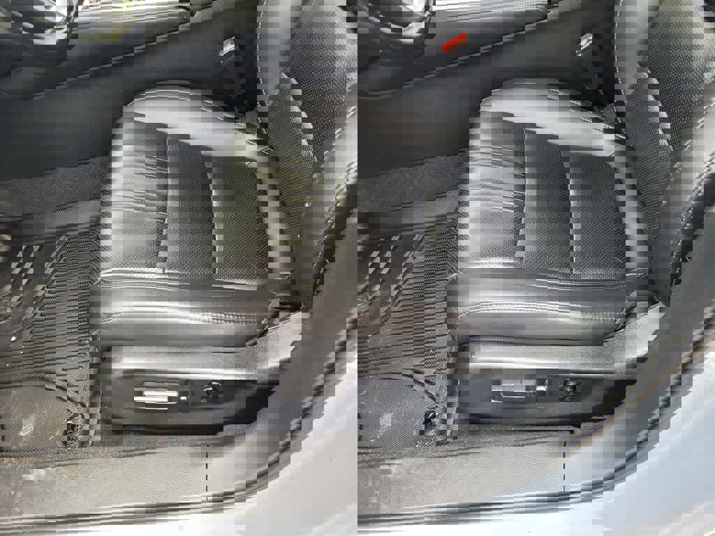 Used 2022 Honda Accord Touring image 16