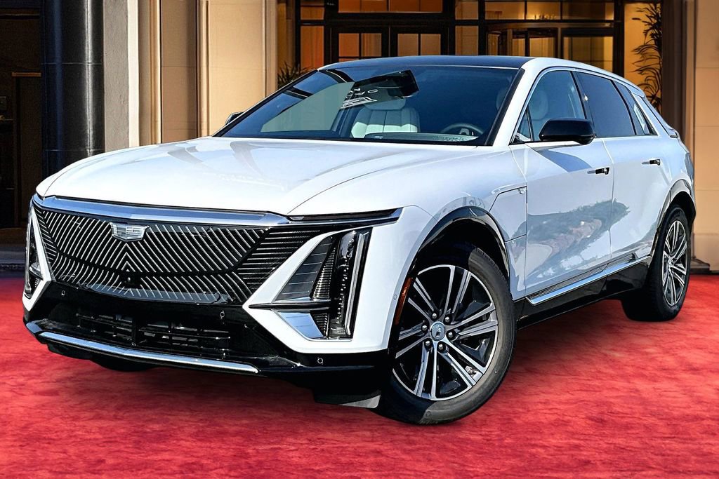 New 2026 Cadillac Lyriq Premium Luxury w/ LPO, Floor Liner Package