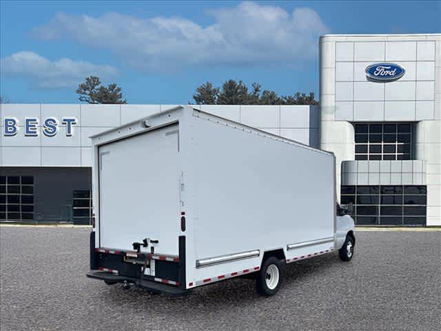 Used 2024 Ford E-350 and Econoline 350 Super Duty w/ Driver's Safety Package RWD image 10