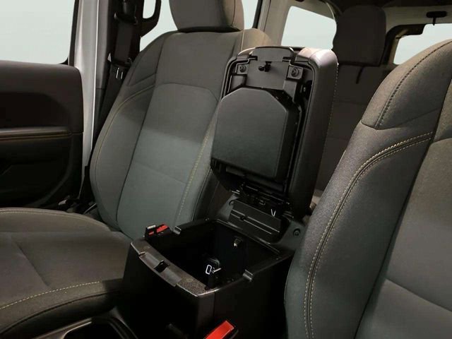 Used 2025 Jeep Wrangler Unlimited Sahara w/ Safety Group image 59