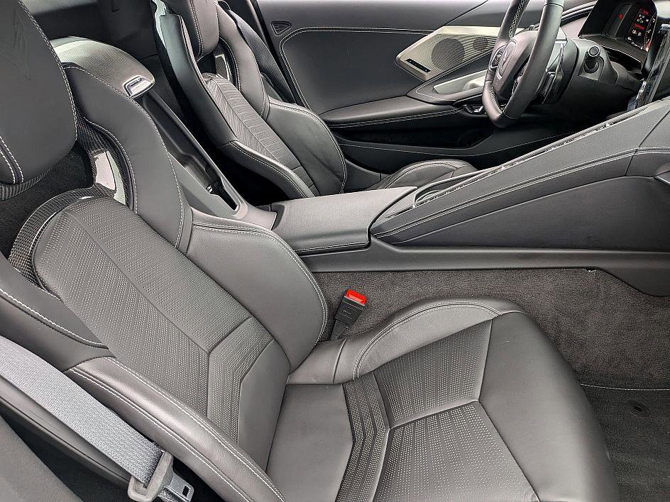 Used 2024 Chevrolet Corvette Stingray Preferred Conv w/ 2LT image 29