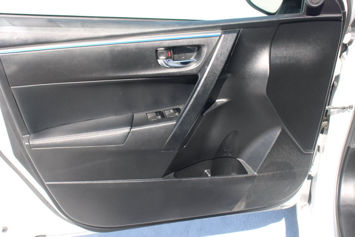 Used 2016 Toyota Corolla S FWD image 10