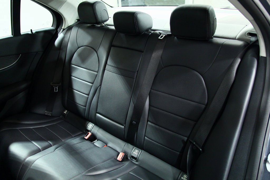 Used 2015 Mercedes-Benz C 300 4MATIC Sedan image 30