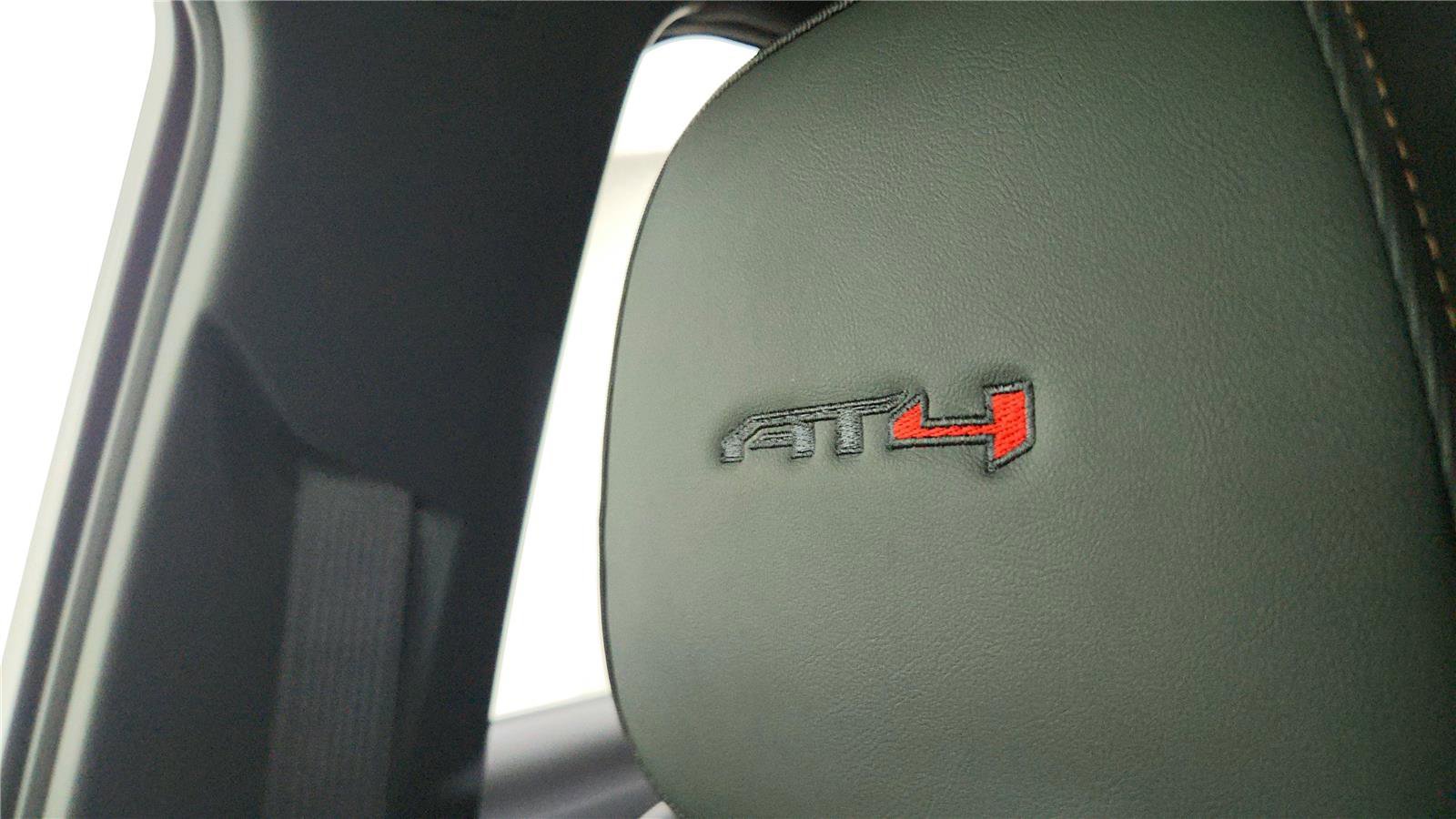 New 2026 GMC Terrain AT4 AWD/4WD image 27