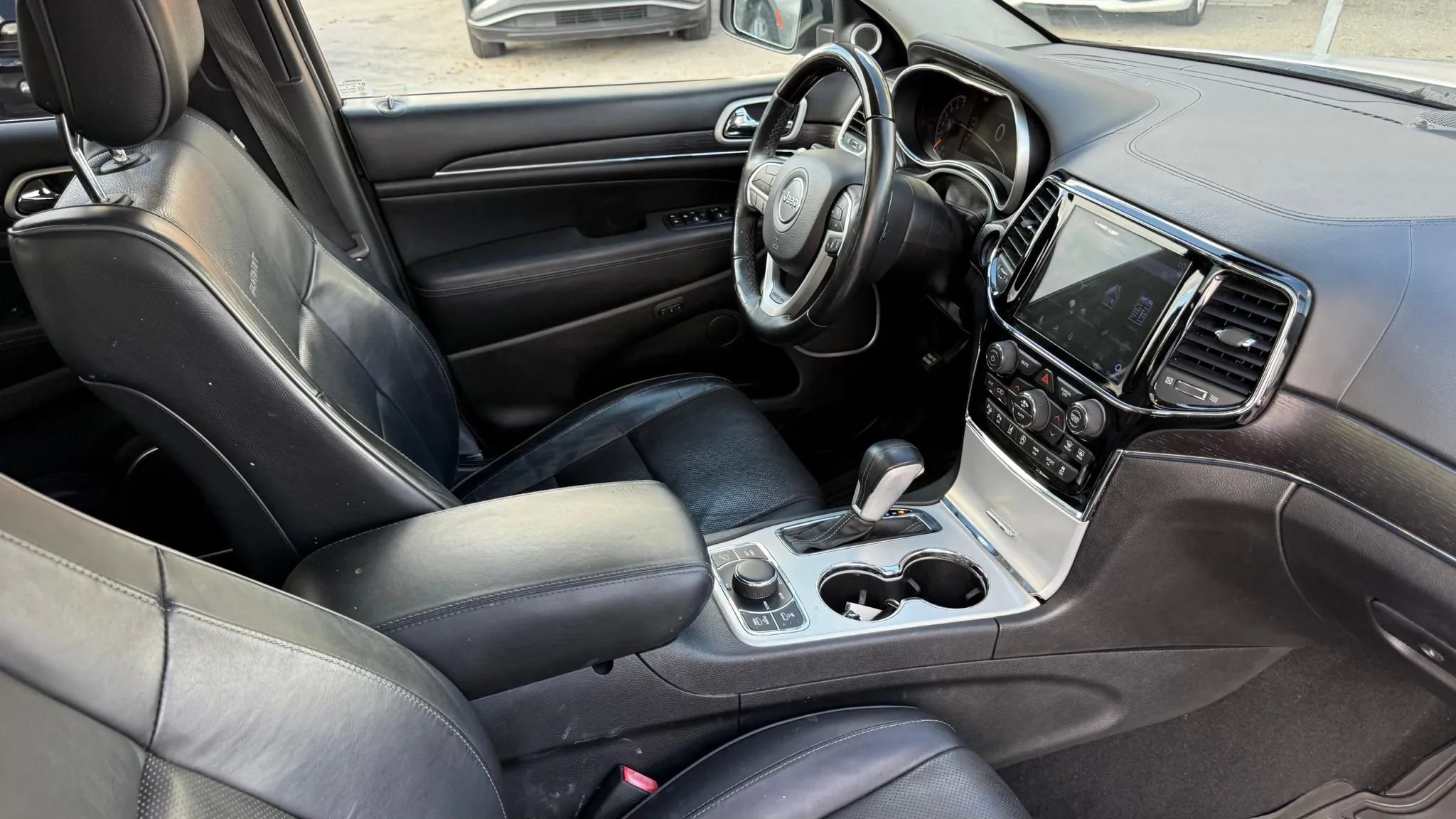 Used 2019 Jeep Grand Cherokee Summit AWD/4WD image 27