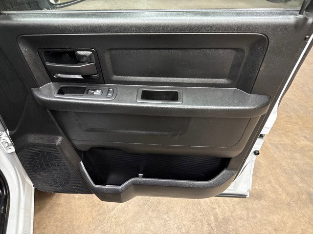 Used 2024 RAM 2500 Tradesman w/ Chrome Appearance Group AWD/4WD image 22