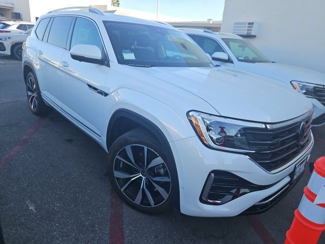 Used 2025 Volkswagen Atlas SEL Premium R-Line AWD/4WD image 6
