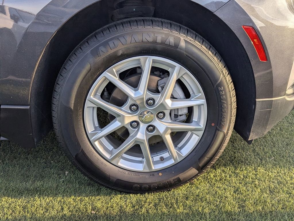 Used 2022 Chevrolet Equinox LT image 19