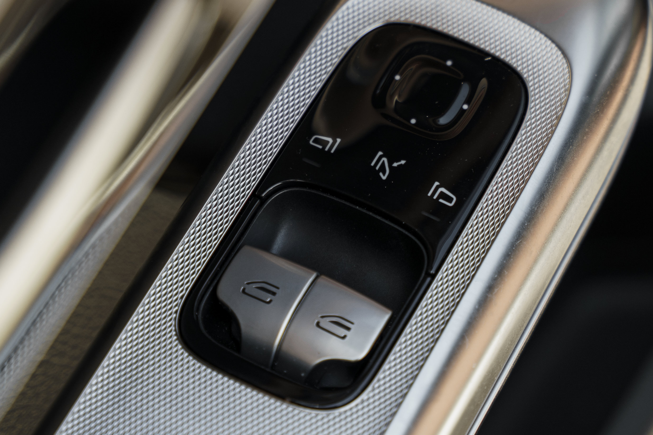 Used 2024 Mercedes-Benz CLE 300 4MATIC Coupe image 19
