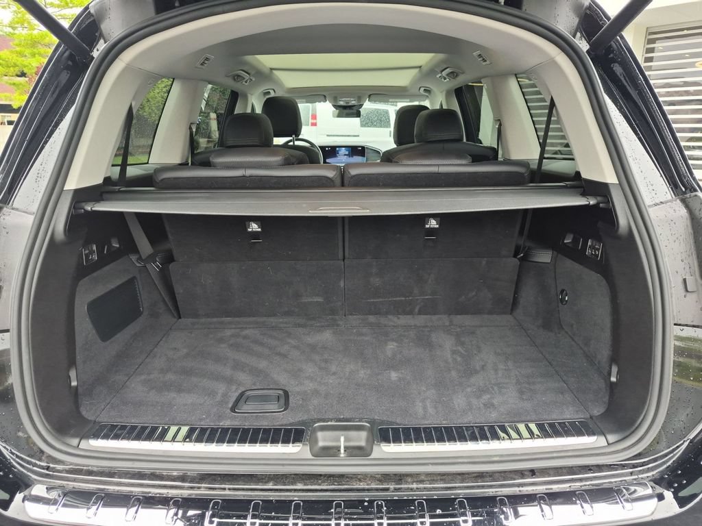 Used 2024 Mercedes-Benz GLS 450 4MATIC image 22