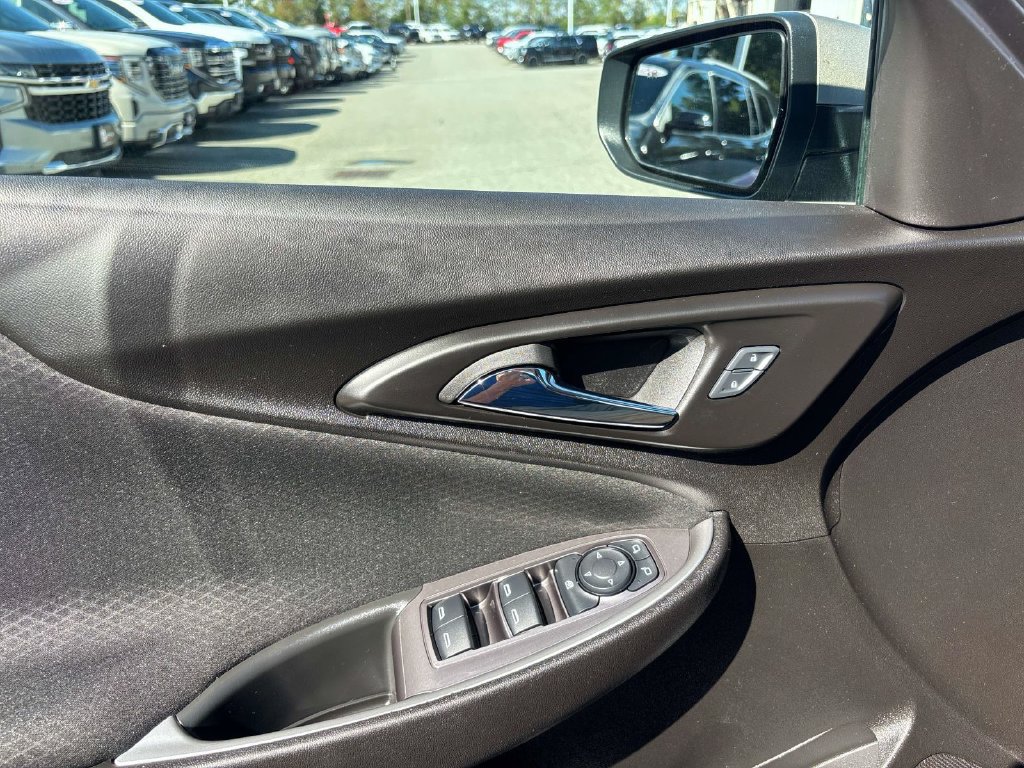 Used 2024 Chevrolet Malibu RS w/ LPO, Floor Liner Package FWD image 18