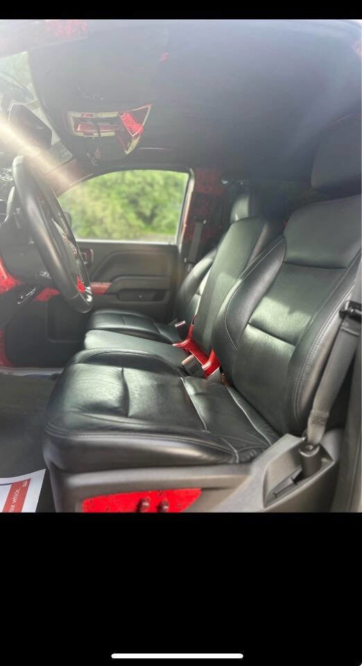 Used 2018 Chevrolet Silverado 1500 LT w/ All Star Edition image 12