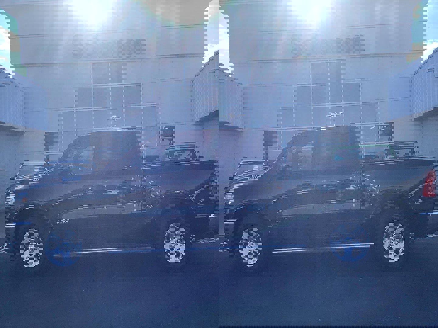 Certified 2025 RAM 1500 Big Horn image 1