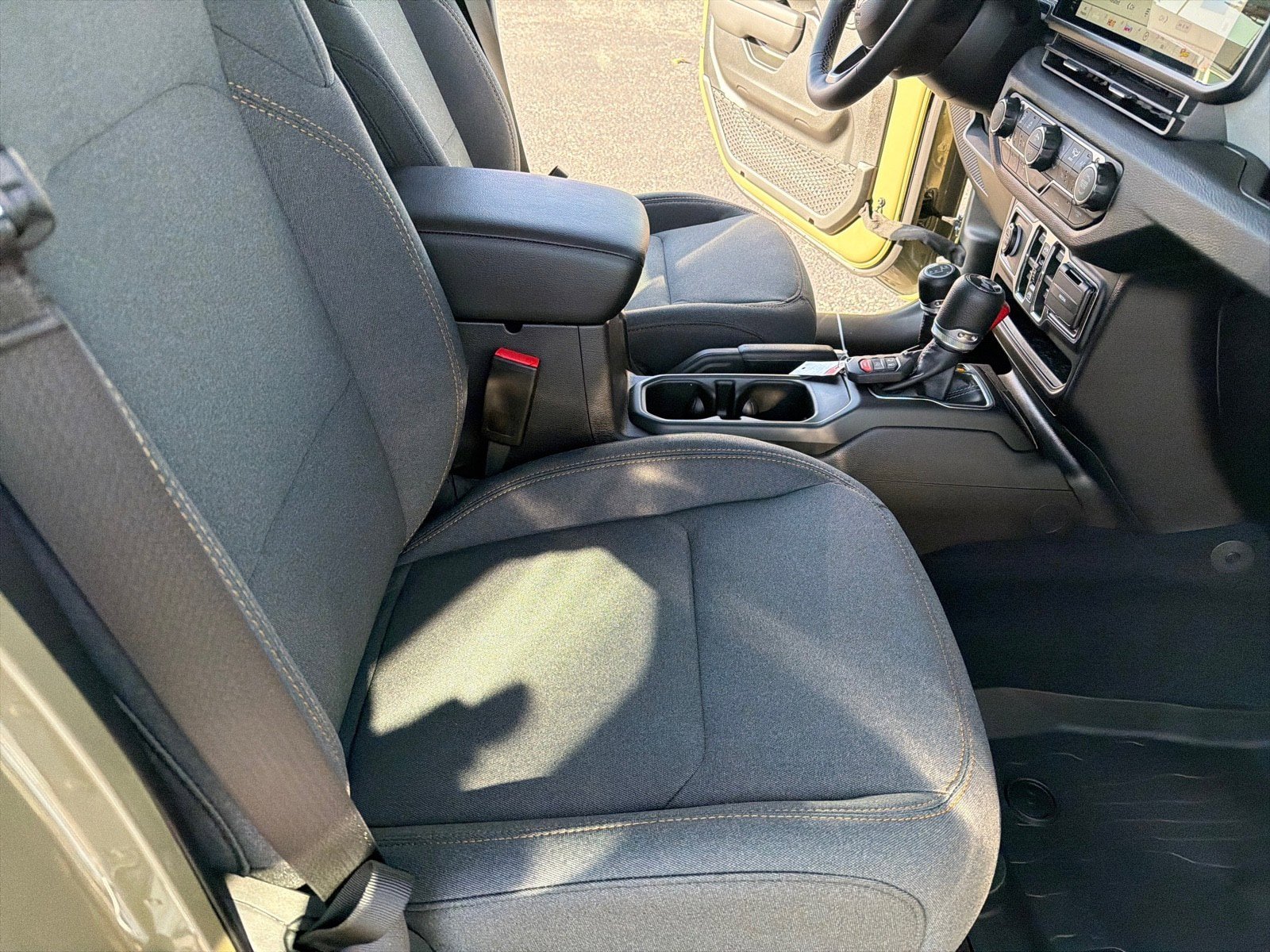 New 2026 Jeep Wrangler Unlimited Sport AWD/4WD image 15
