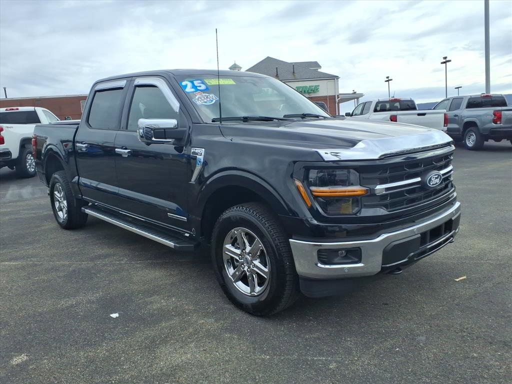 Used 2025 Ford F150 XLT w/ Equipment Group 302A MID image 6