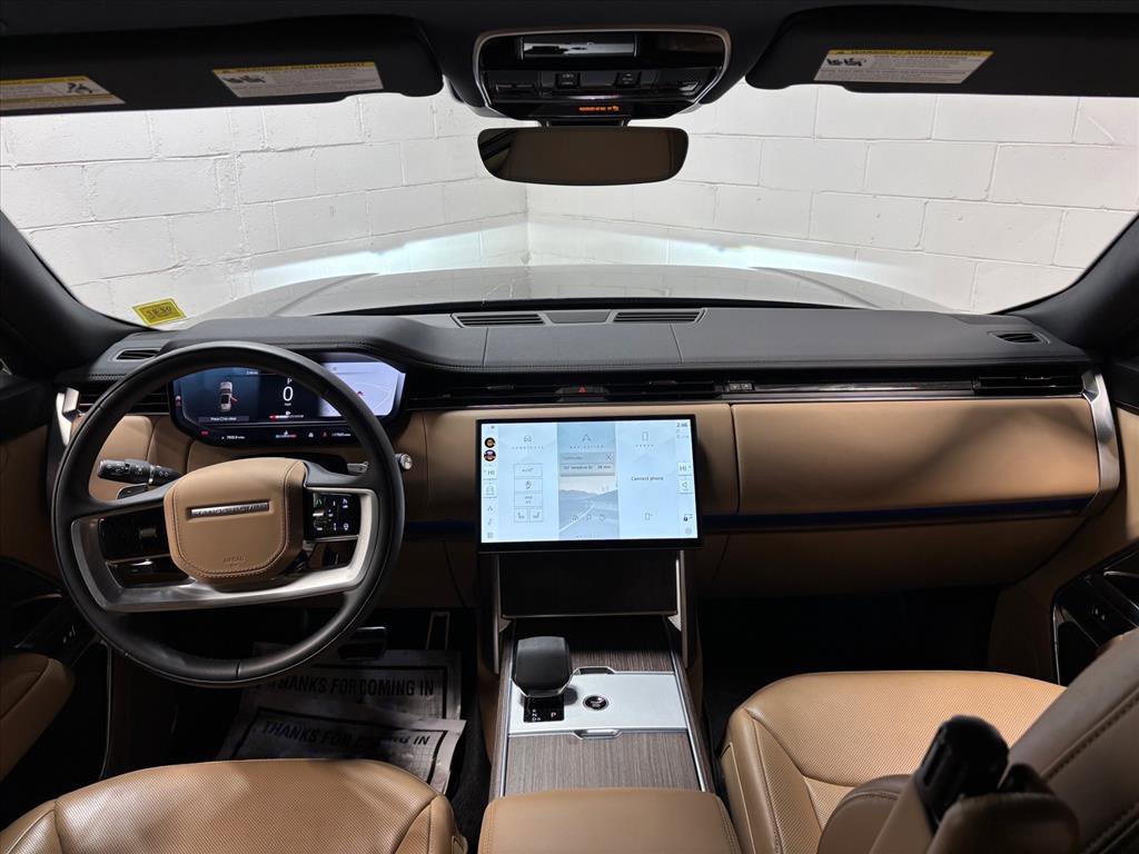 Used 2025 Land Rover Range Rover Long Wheelbase SE image 34