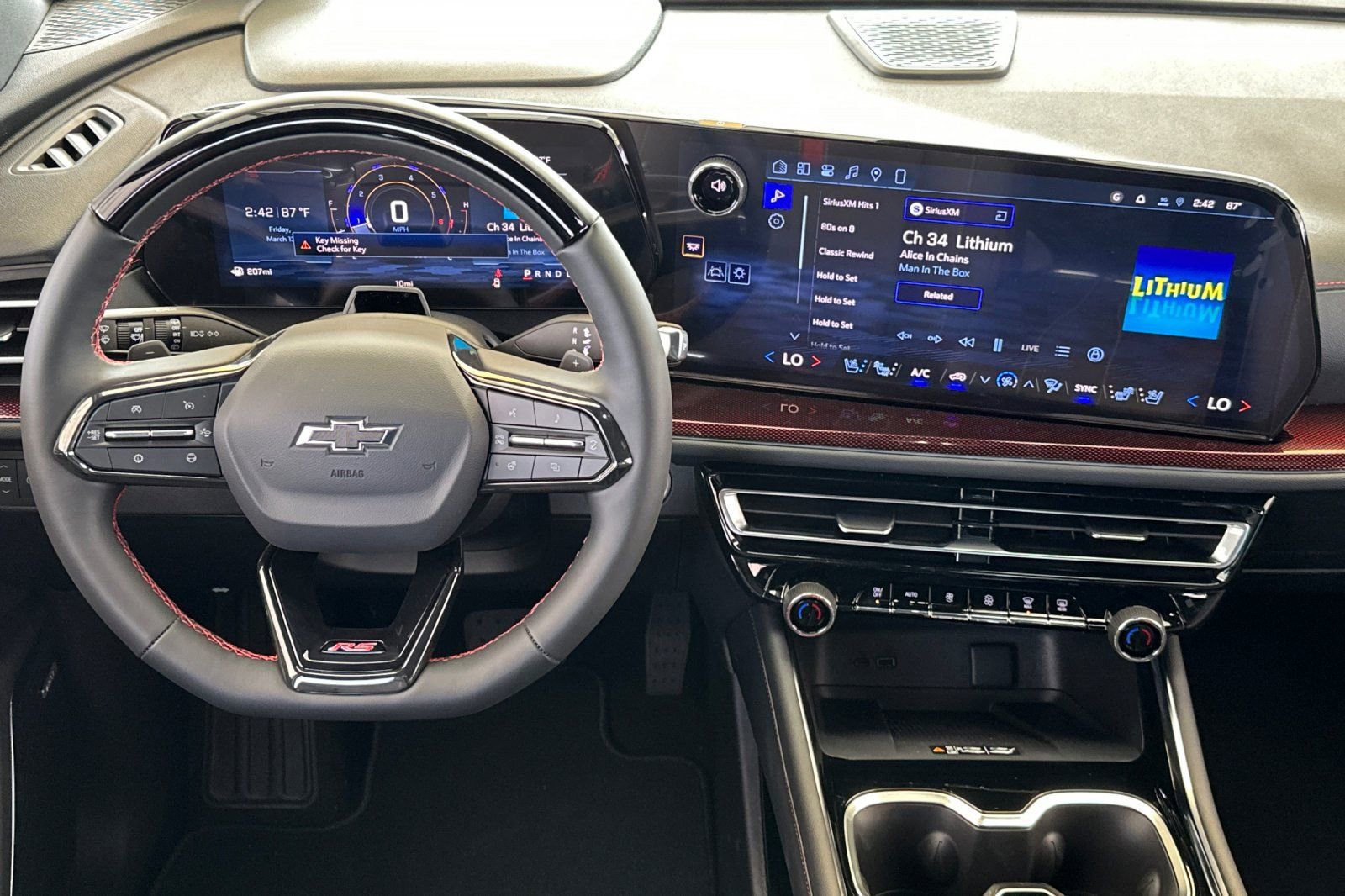 New 2026 Chevrolet Traverse RS image 16