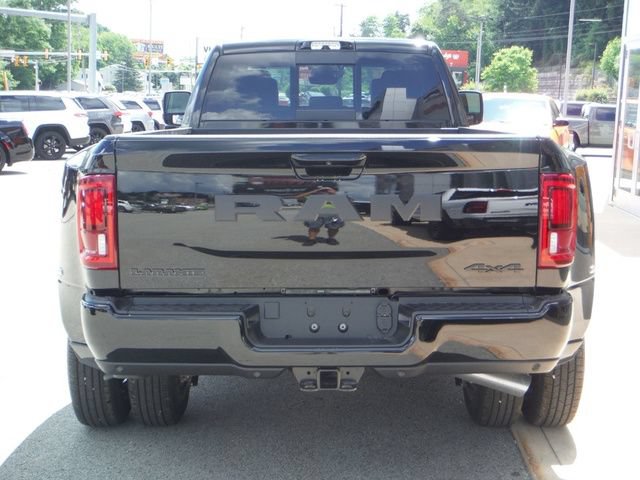 New 2026 RAM 3500 Laramie w/ Night Edition AWD/4WD image 19