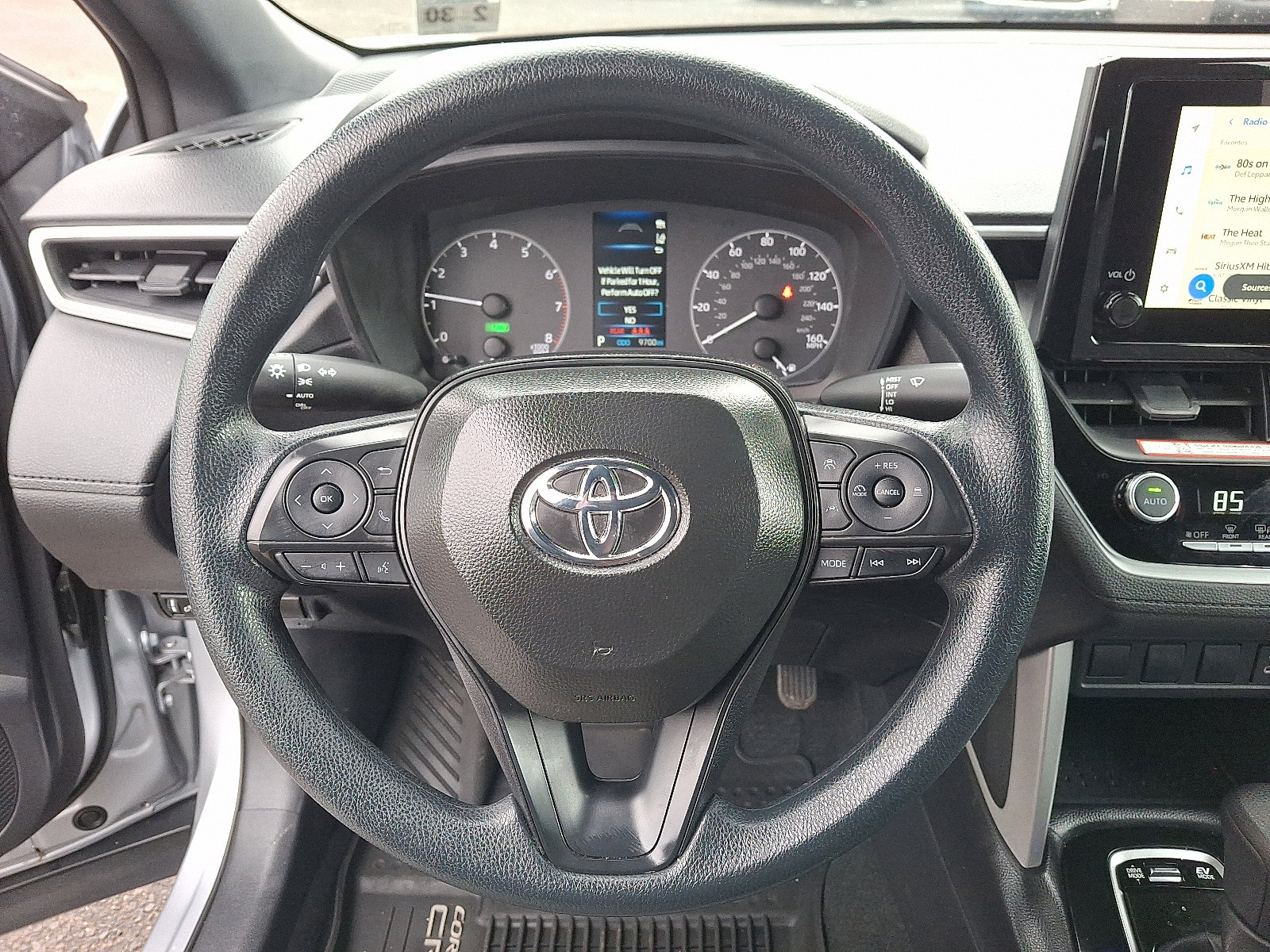Used 2025 Toyota Corolla Cross AWD Hybrid image 19