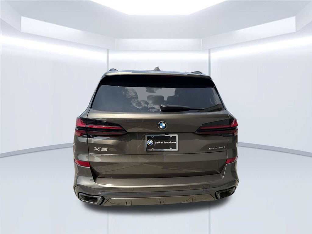 New 2026 BMW X5 sDrive40i w/ M Sport Package RWD image 5