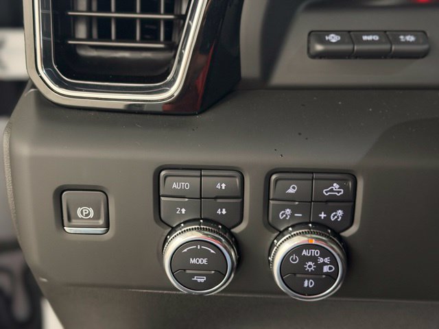 Used 2025 GMC Sierra 2500 Denali Ultimate AWD/4WD image 34