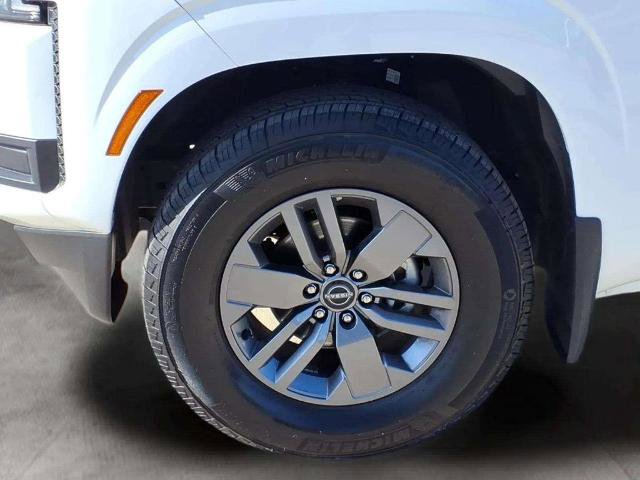 Certified 2025 Nissan Frontier SV image 20