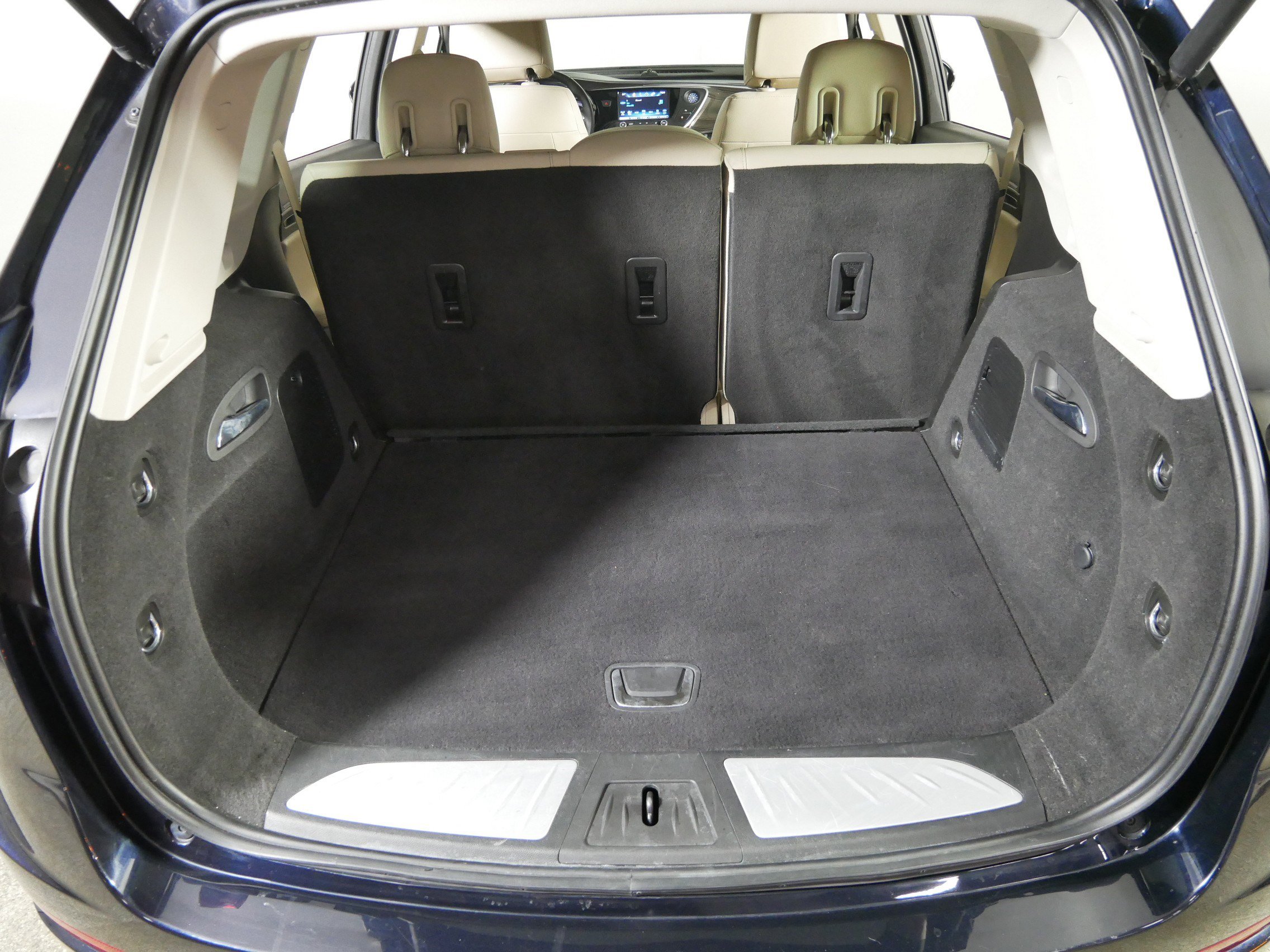 Used 2020 Buick Envision Essence image 18