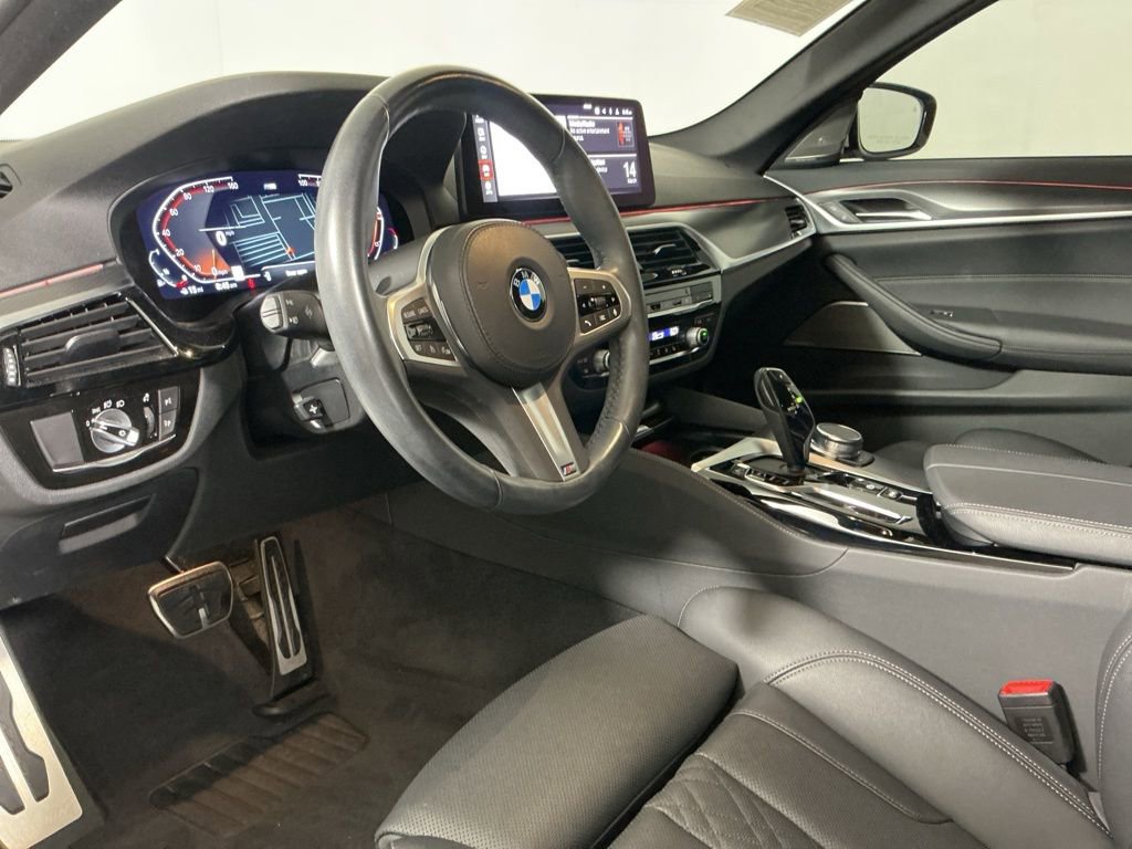 Used 2023 BMW 540i w/ M Sport Package image 22
