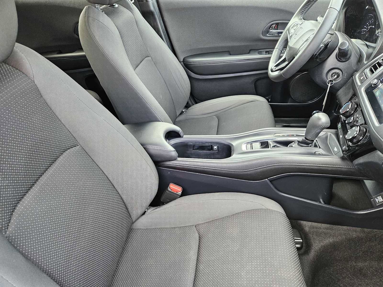 Used 2021 Honda HR-V Sport image 14