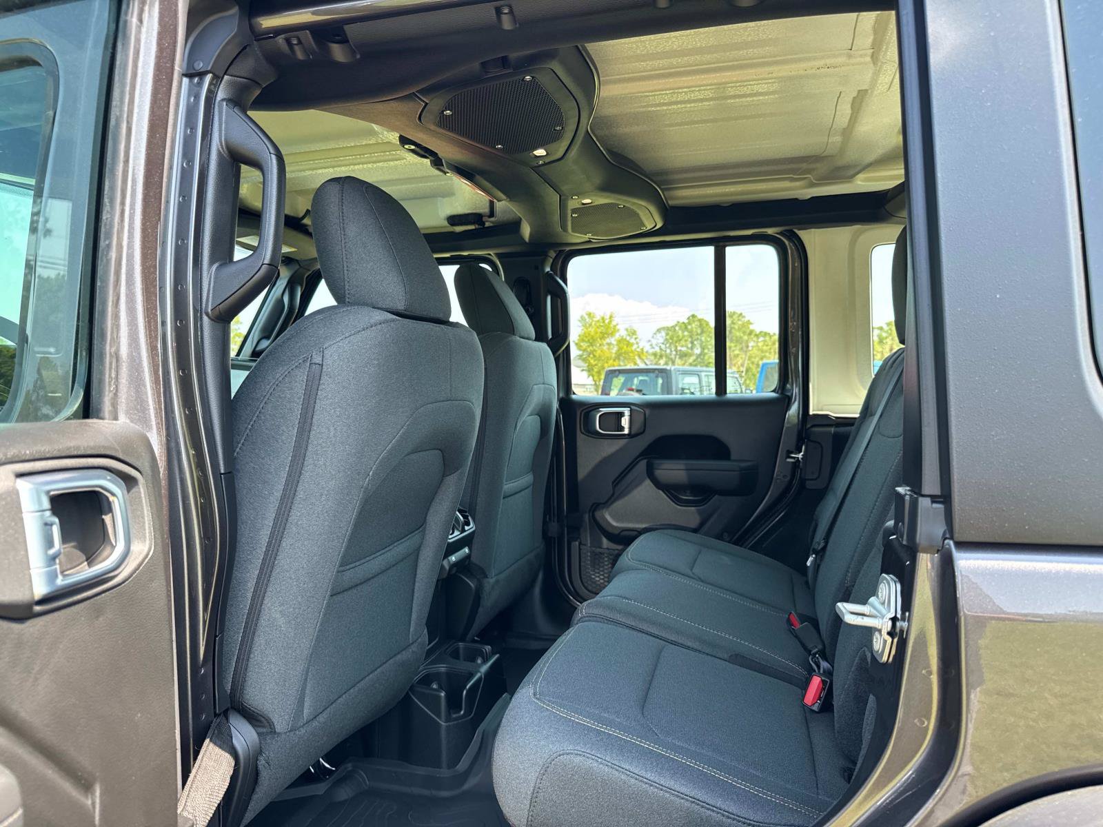 New 2026 Jeep Wrangler Unlimited Sport AWD/4WD image 25