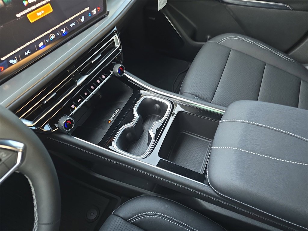 New 2025 Chevrolet Traverse LT w/ Enhanced Driving Package image 26