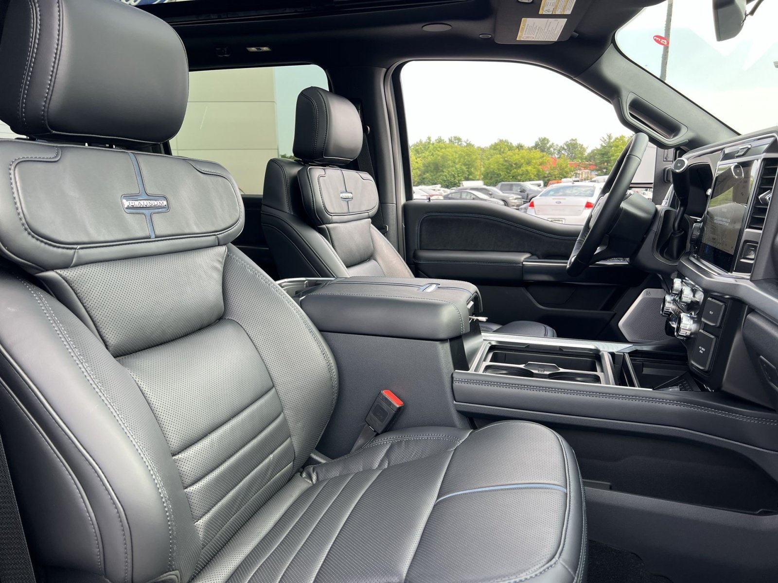 New 2026 Ford F450 Platinum AWD/4WD image 27