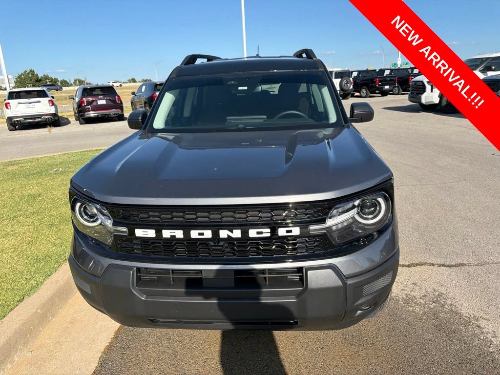 Used 2025 Ford Bronco Sport Outer Banks AWD/4WD image 2