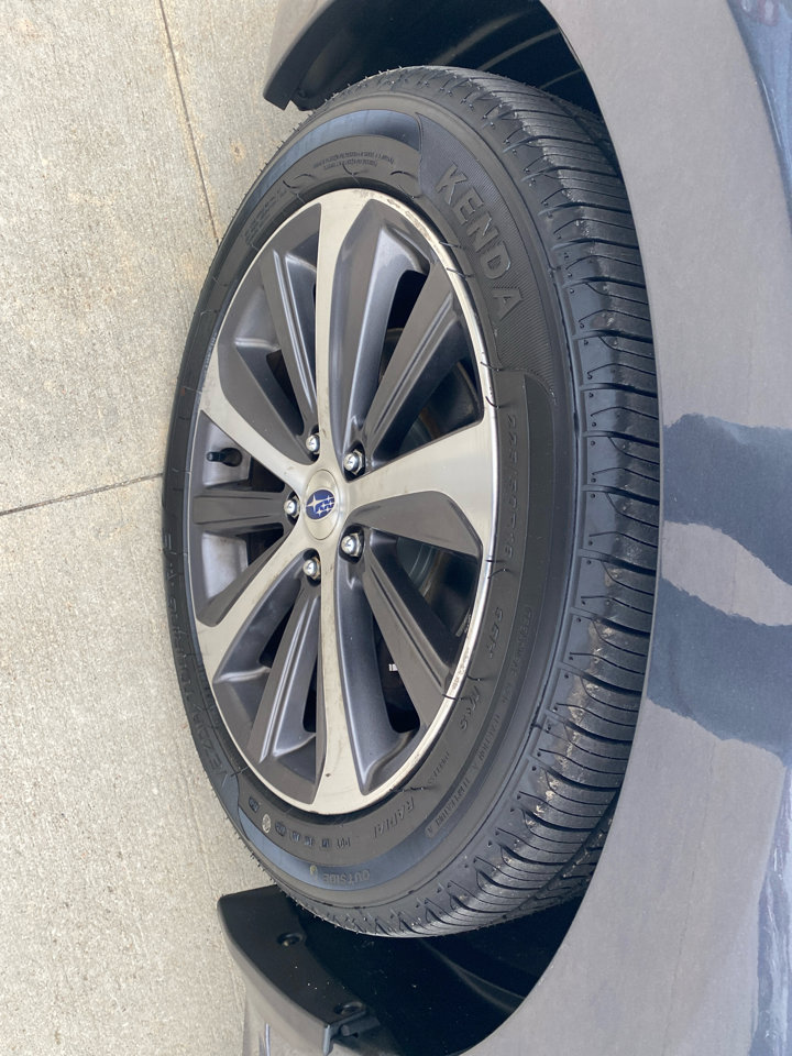 Used 2015 Subaru Legacy 3.6R Limited image 10
