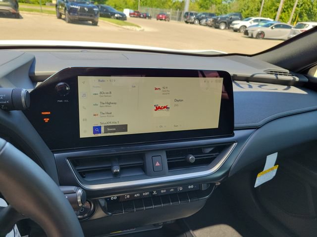 New 2026 Lexus UX 300h AWD image 27