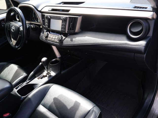Used 2013 Toyota RAV4 Limited AWD/4WD image 29