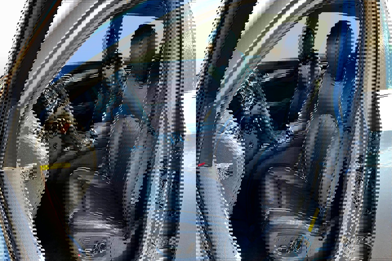 Used 2015 Hyundai Genesis 3.8 w/ Option Group 03 image 25