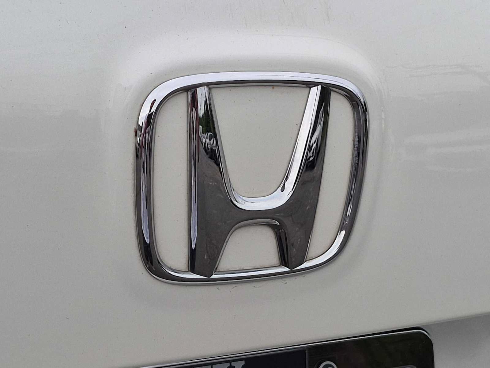 Used 2017 Honda Pilot Touring image 12