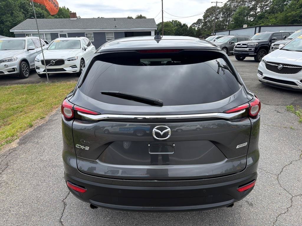 Used 2018 MAZDA CX-9 Touring w/ Touring Premium Package FWD image 12